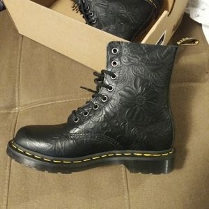 Doc Martens Pascal Pattern